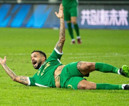 【中超】科索维奇假摔弗兰克门线解围 梅州0比0浙江