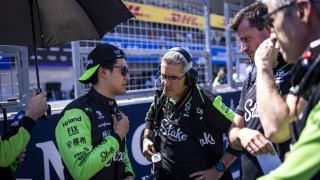 开云入口-独家对话周冠宇②：万一梦想实现是对自己强烈肯定