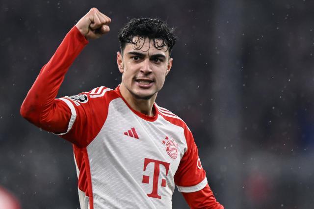 aleksandar-pavlovic-fc-bayern.jpg